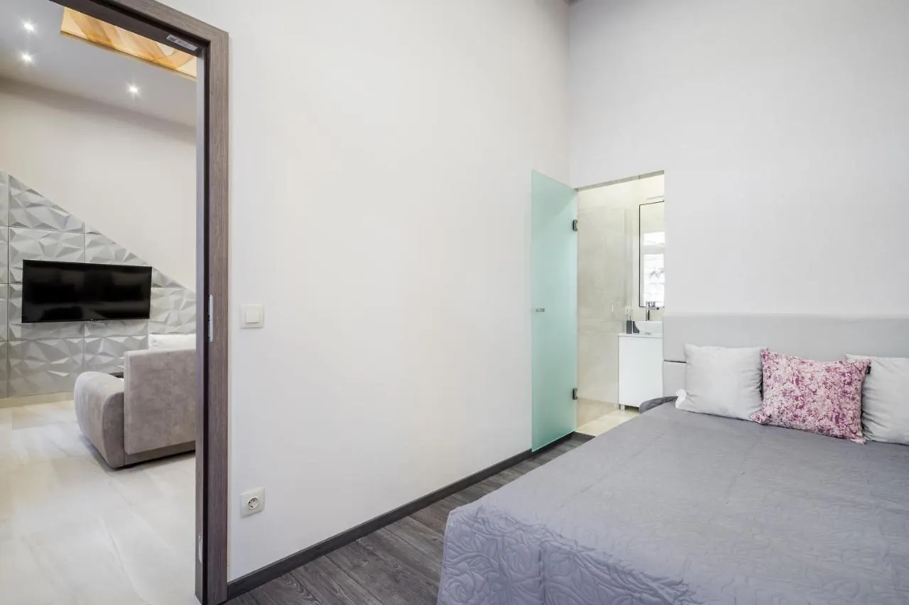 Διαμέρισμα Central Comfort Suite For 6 By Oktogon Βουδαπέστη Ουγγαρία