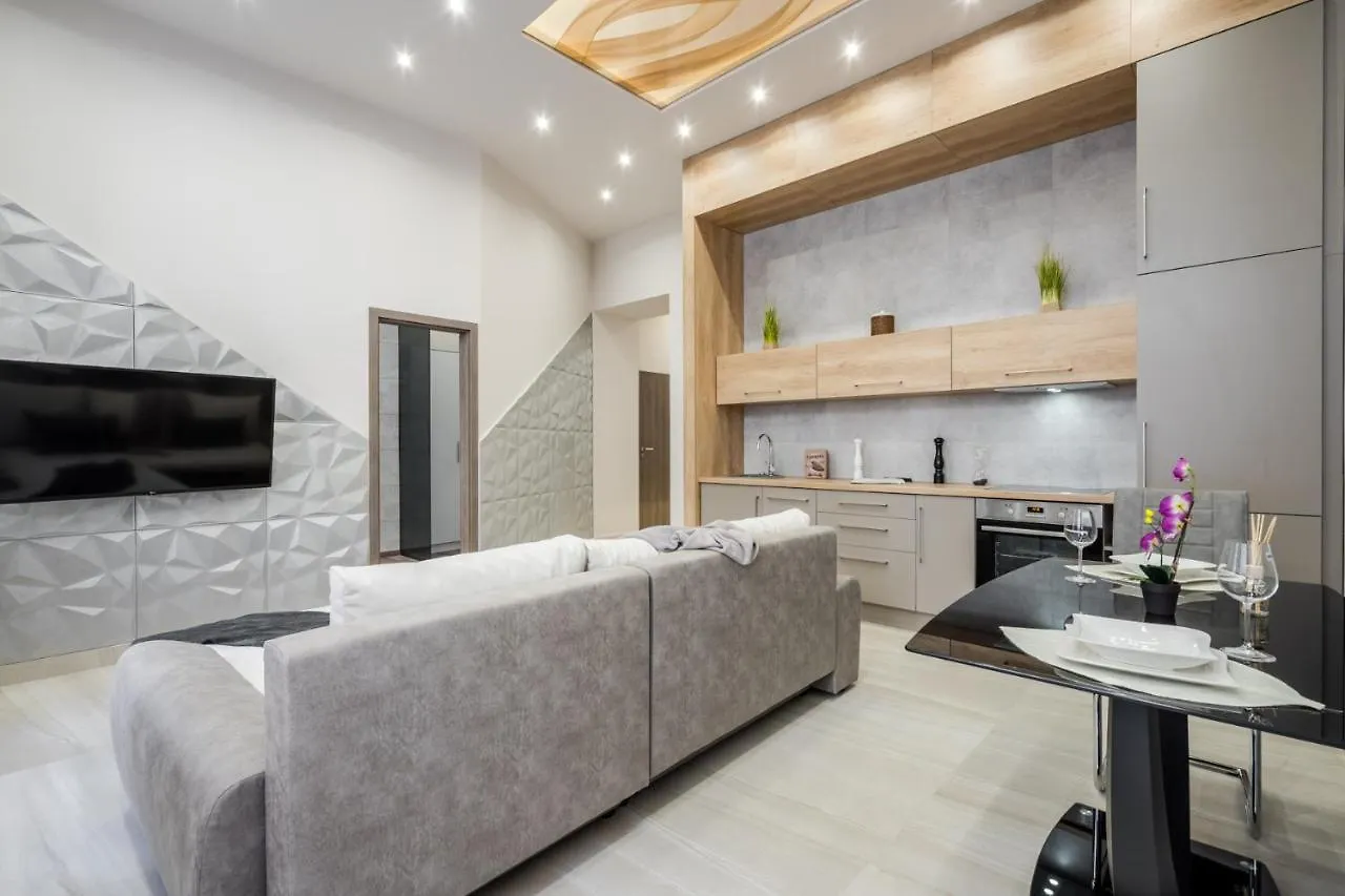 Central Comfort Suite For 6 By Oktogon Βουδαπέστη 0*,  Ουγγαρία